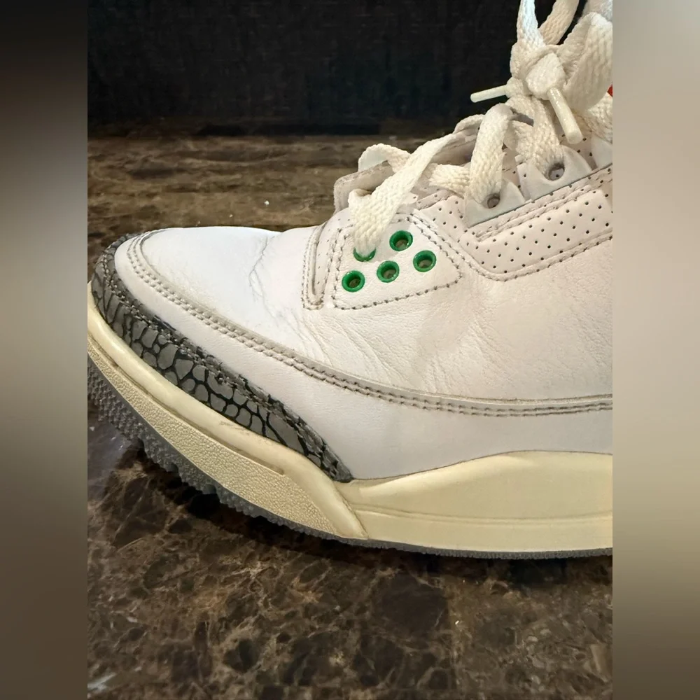 Nike. Wmns Air Jordan 3 Retro 'Lucky Green'. Size 7.